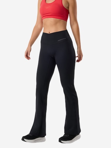 SWEDEMOUNT Bootcut Sportbroek 'Core' in Zwart