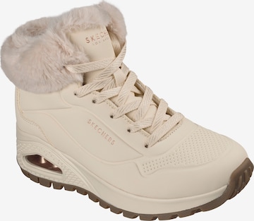 SKECHERS Snowboots in Weiß: Vorderseite