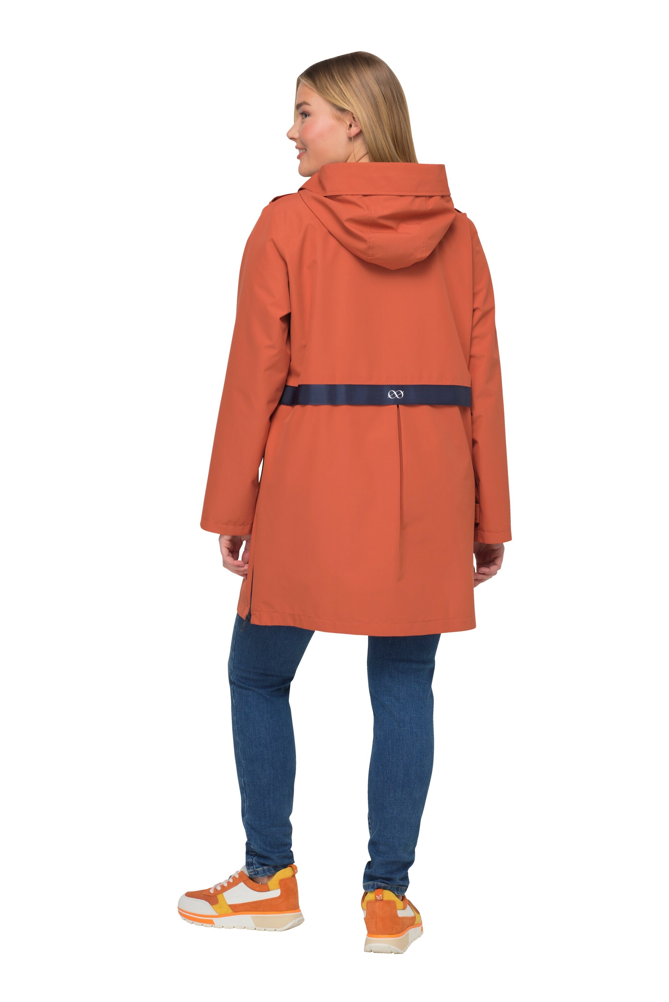 LAURASØN Performance Jacket in Orange