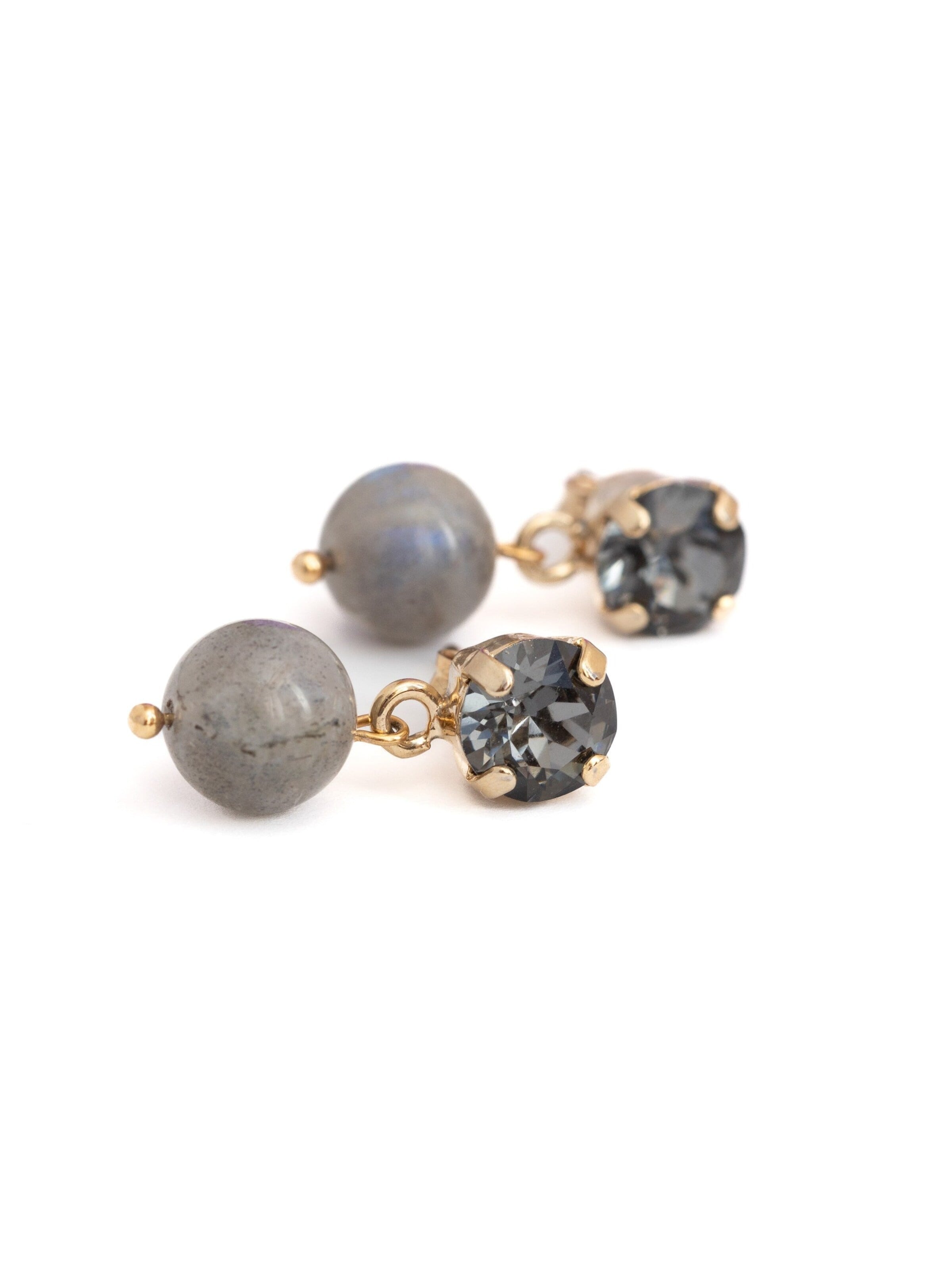 Secret Stones Ohrringe 'Moonflash' in Grau: Vorderseite