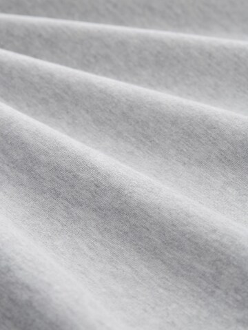 TOM TAILOR Men + Sweatshirt in Grau