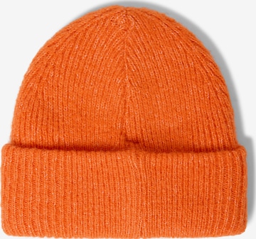 Marie Lund Beanie in Orange: front