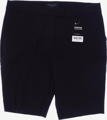 Freequent Shorts in L in Black: front