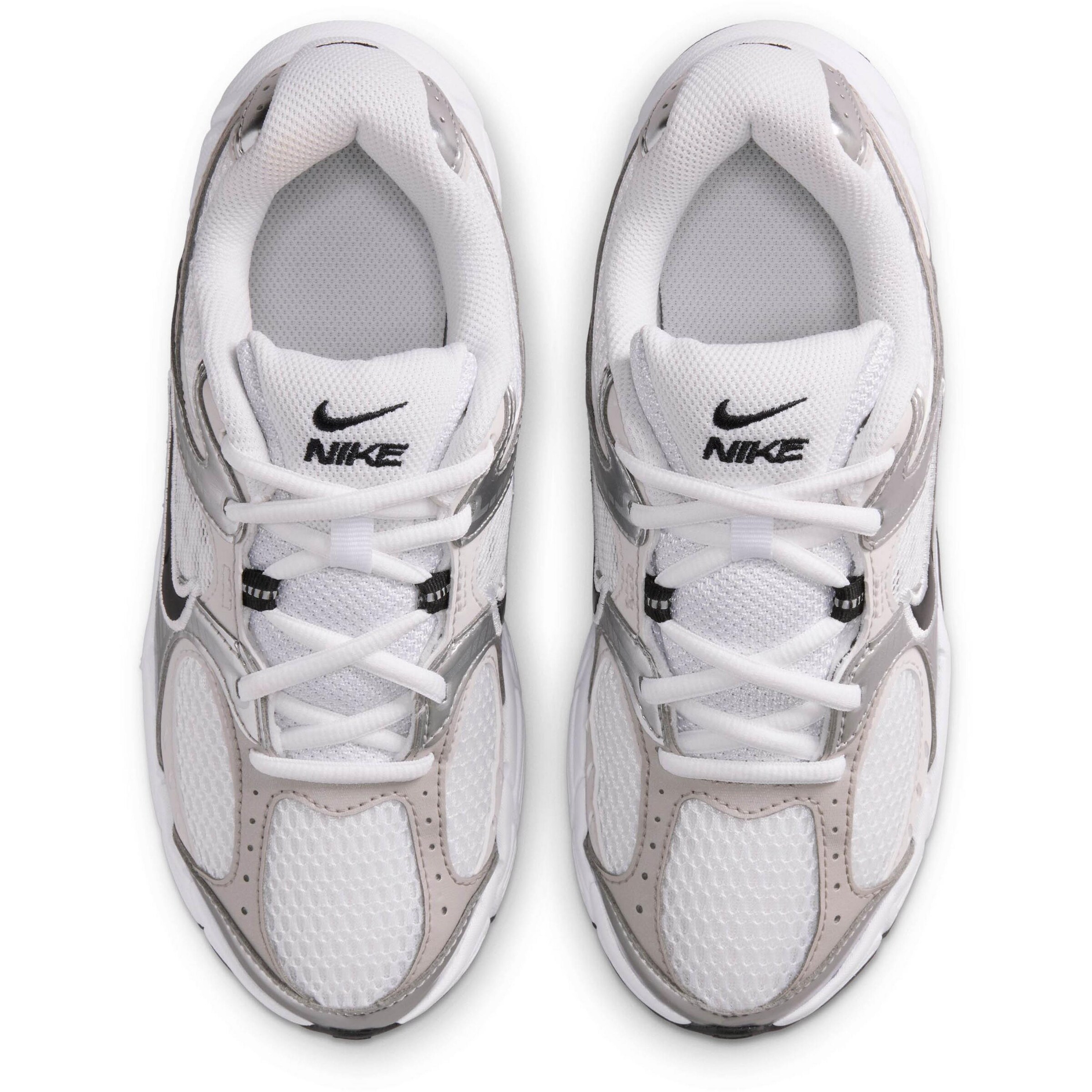 NIKE Flats 'V5 RNR GS' in White