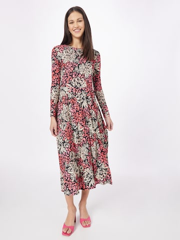 Robe Oasis en rose : devant