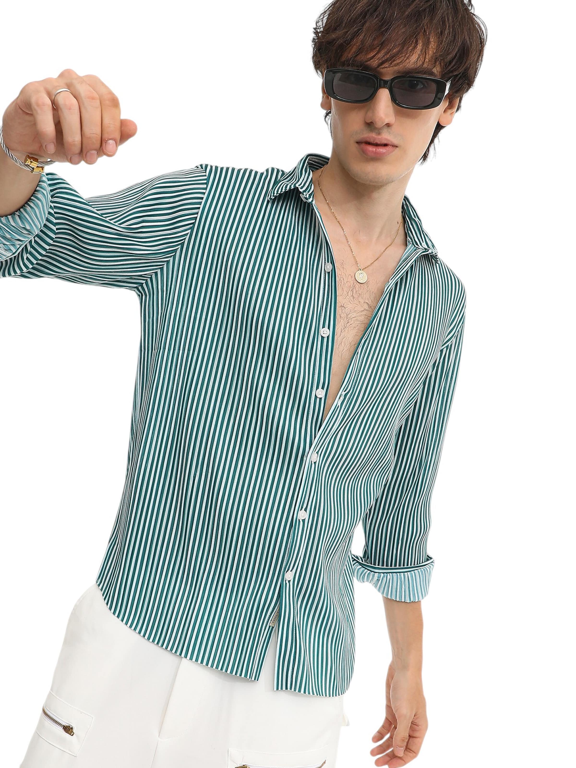 zaļš Campus Sutra Standarta piegriezums Krekls ' Zelia '