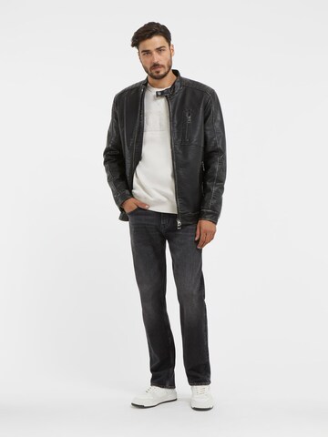 GUESS Übergangsjacke in Schwarz