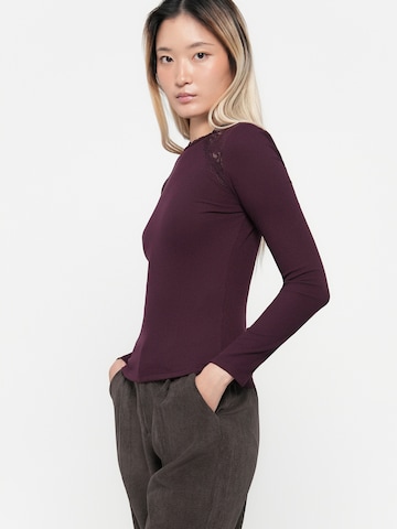 ONLY Shirts 'ONLENEA' i rød