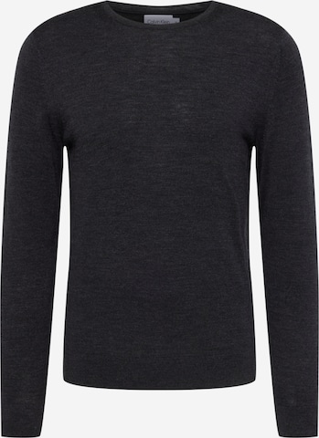 Calvin Klein Sweater in Black: front