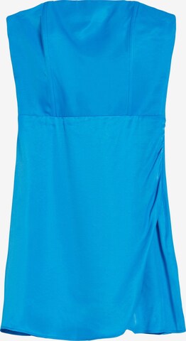 Robe de cocktail Bershka en bleu : devant