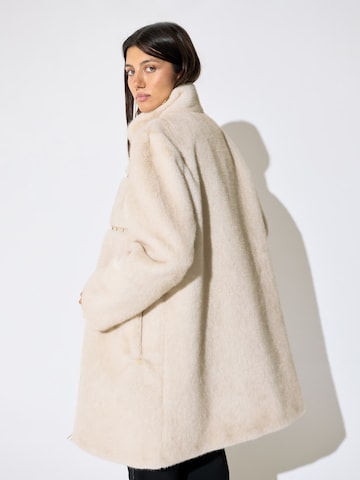 Lola Casademunt Vinterfrakke i beige