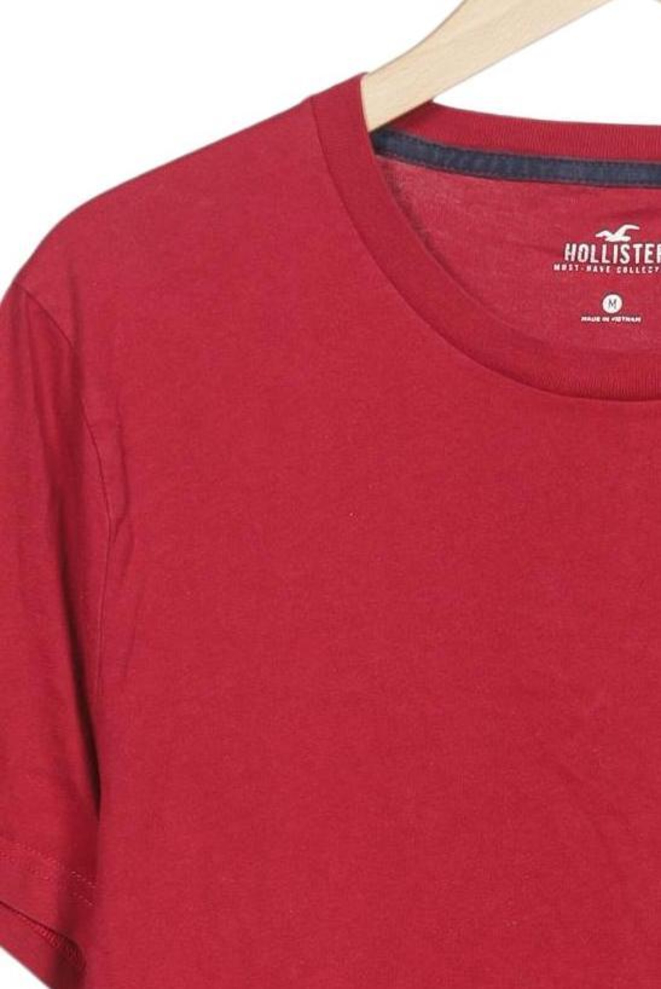 HOLLISTER Shirt in M in Red