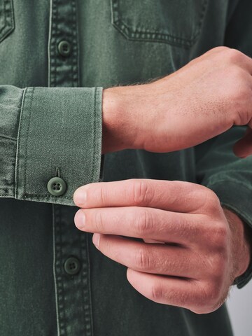 Regular fit Camicia di Next in verde