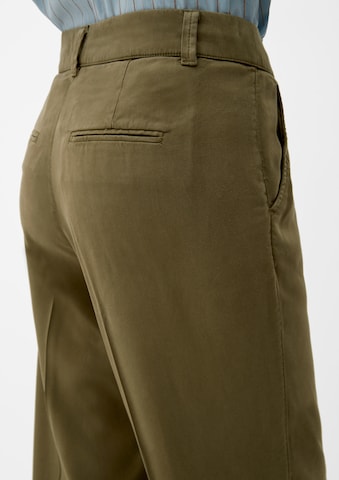 Wide Leg Pantalon à plis s.Oliver en vert
