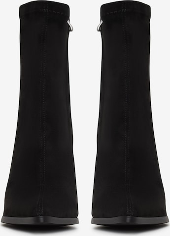 CESARE GASPARI Ankle Boots in Black