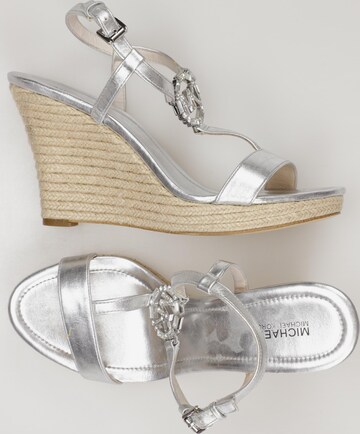 MICHAEL Michael Kors Sandals & High-Heeled Sandals in 39 in Silver: front