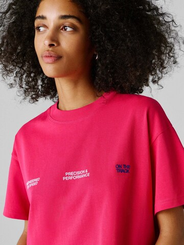 Maglietta 'Circuit' di Red Bull Racing x Pepe Jeans in rosa