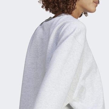 ADIDAS ORIGINALS Sweatshirt 'Premium Essentials' in Grau