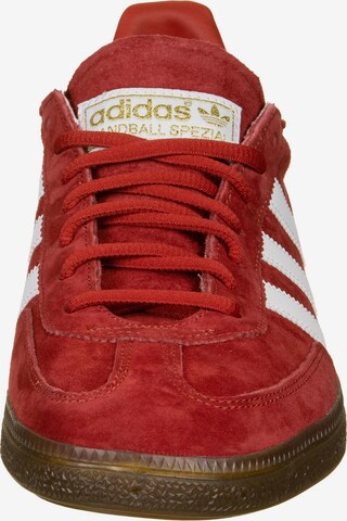 Baskets basses 'Handball Spezial' ADIDAS ORIGINALS en rouge