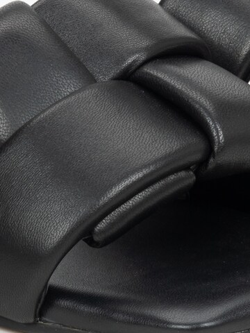 Estro Sandaler '502-104' i sort