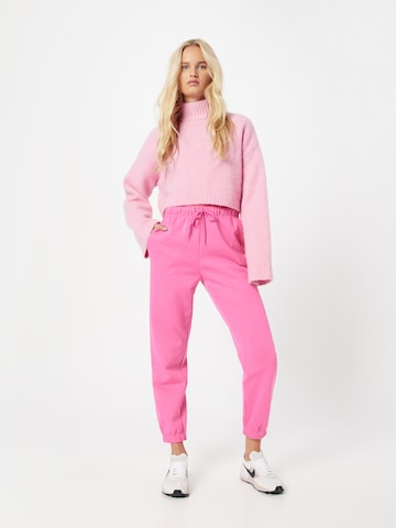 PIECES Tapered Trousers 'Chilli' in Pink