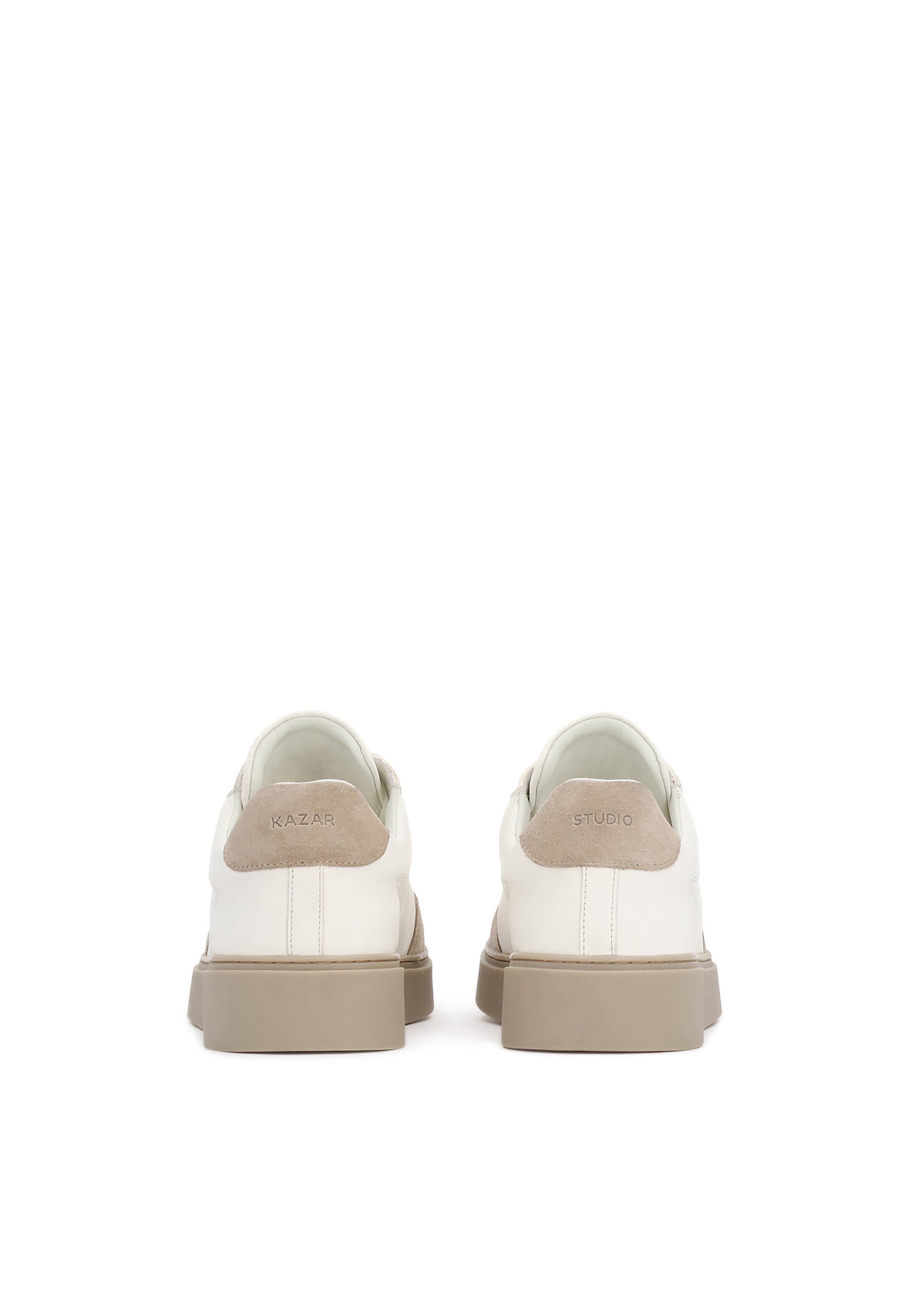 Sneaker bassa di Kazar Studio in bianco