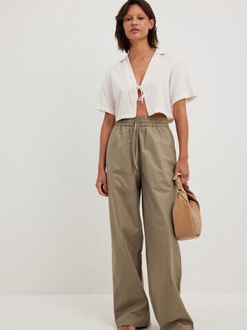 NA-KD Wide leg Pants in Green