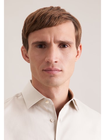 SEIDENSTICKER Slim fit Button Up Shirt in Beige