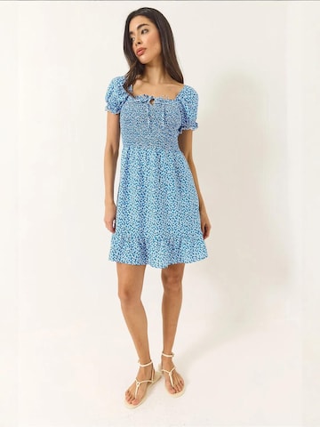 Abito di Bianco Lucci in blu