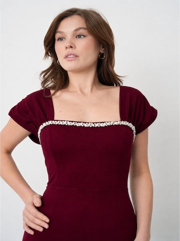WOMAN VISION Kleid in Rot
