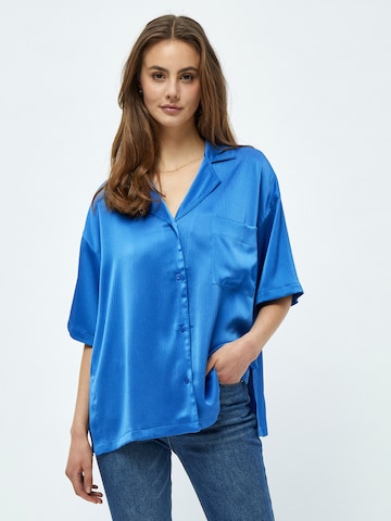 Peppercorn Bluse 'Elotta' in Blau: Vorderseite