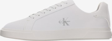 balts Calvin Klein Zemie brīvā laika apavi: no priekšpuses