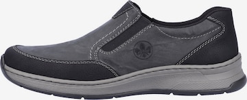 Rieker - Sapato Slip-on em cinzento