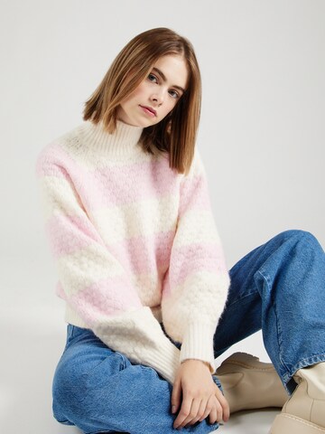 florence by mills exclusive for ABOUT YOU Свитер 'Mulled Wine' в Ярко-розовый: спереди