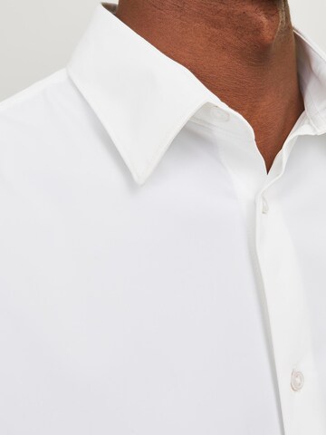 JACK & JONES - Slim Fit Camisa 'Active' em branco