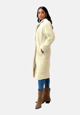 Manteau d’hiver Elara en beige