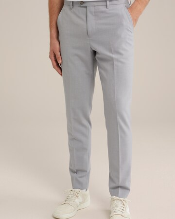 WE Fashion - Slimfit Pantalón de pinzas en gris