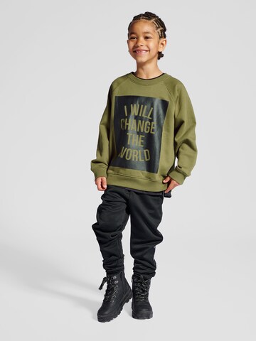 SOMETIME SOON Sweatshirt in Grün