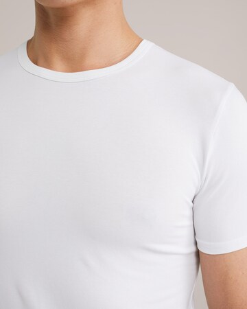 WE Fashion Shirt in White