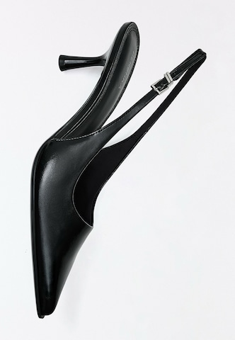Bershka Slingpumps in Zwart