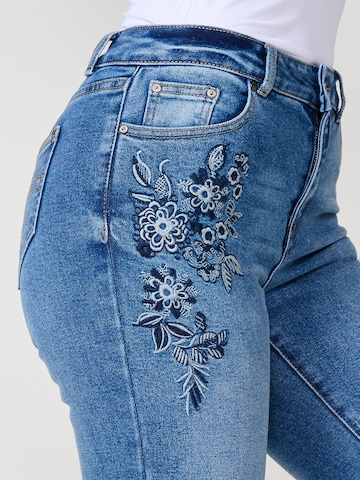 KOROSHI Skinny Jeans in Blau