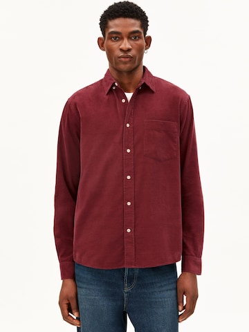 Fit confort Chemise ARMEDANGELS en rouge : devant