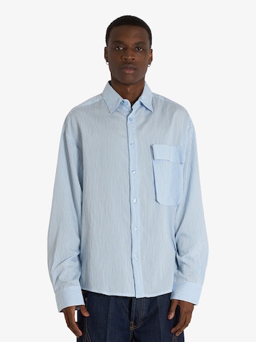 Coupe regular Chemise Yes London en bleu : devant