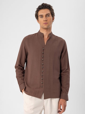 Antioch Regular fit Button Up Shirt in Brown
