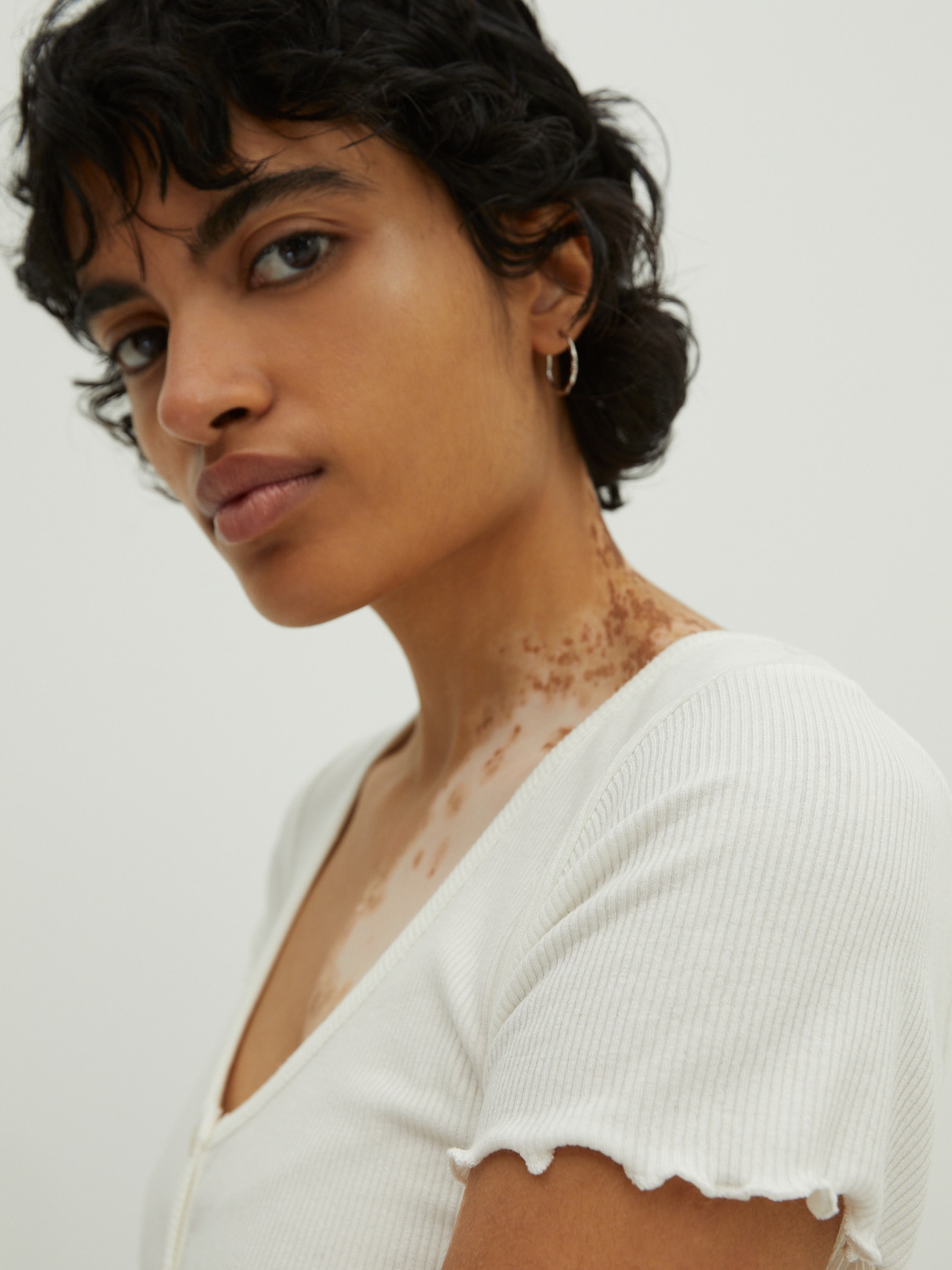 EDITED Produkte Shirt 'Ryan' weiß