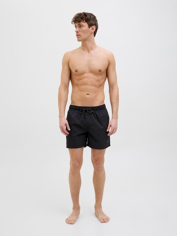 JACK & JONES Badeshorts 'JPSTMaui' i sort