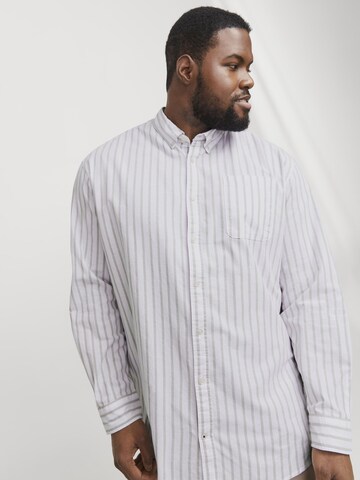 Jack & Jones Plus - Ajuste regular Camisa 'Oxford' en blanco