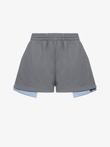 FEMSSY Loose fit Trousers 'POCKET SHORTS BEIGE' in Grey: front