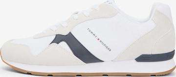 balta TOMMY HILFIGER Sportbačiai be auliuko: priekis