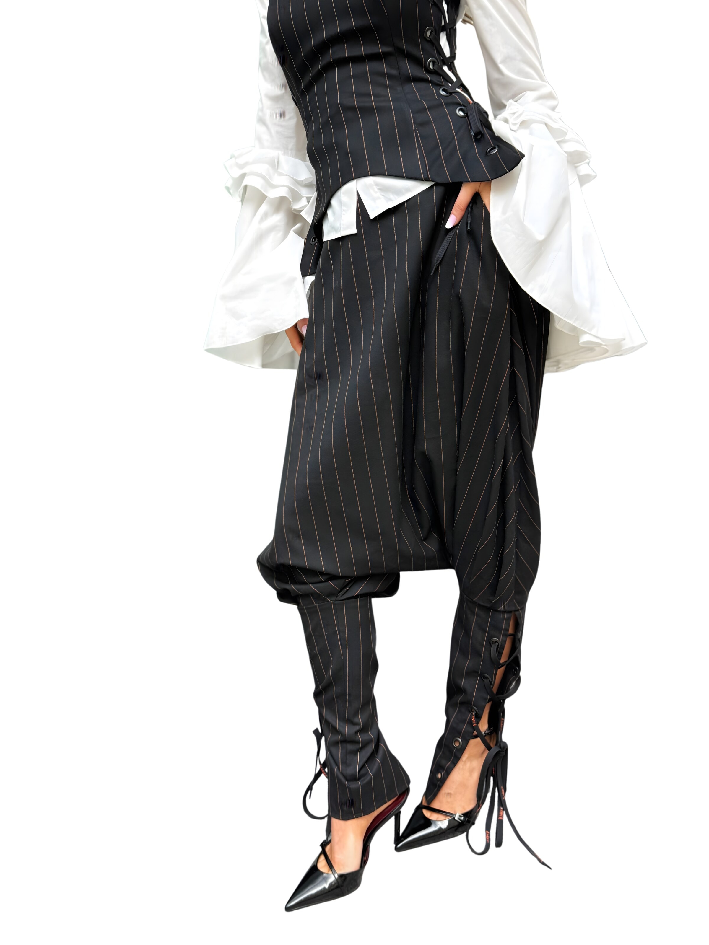 IUnique Regular Hose 'Pirate-Style Pants'‌‌‌‌‌‌‌‌‌‌ in Schwarz